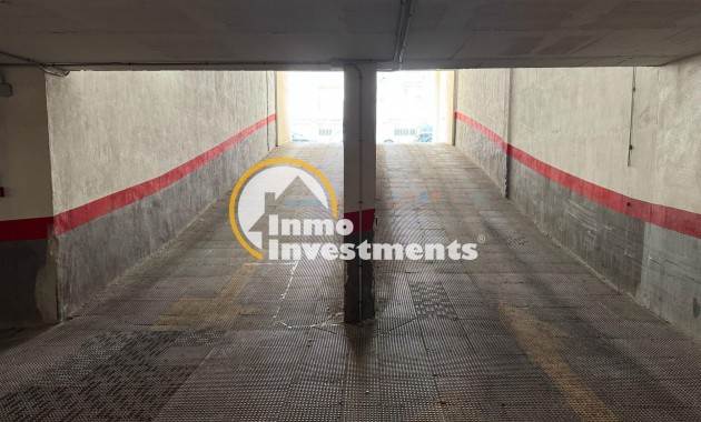 Resale - Garage - Torrevieja - Centro