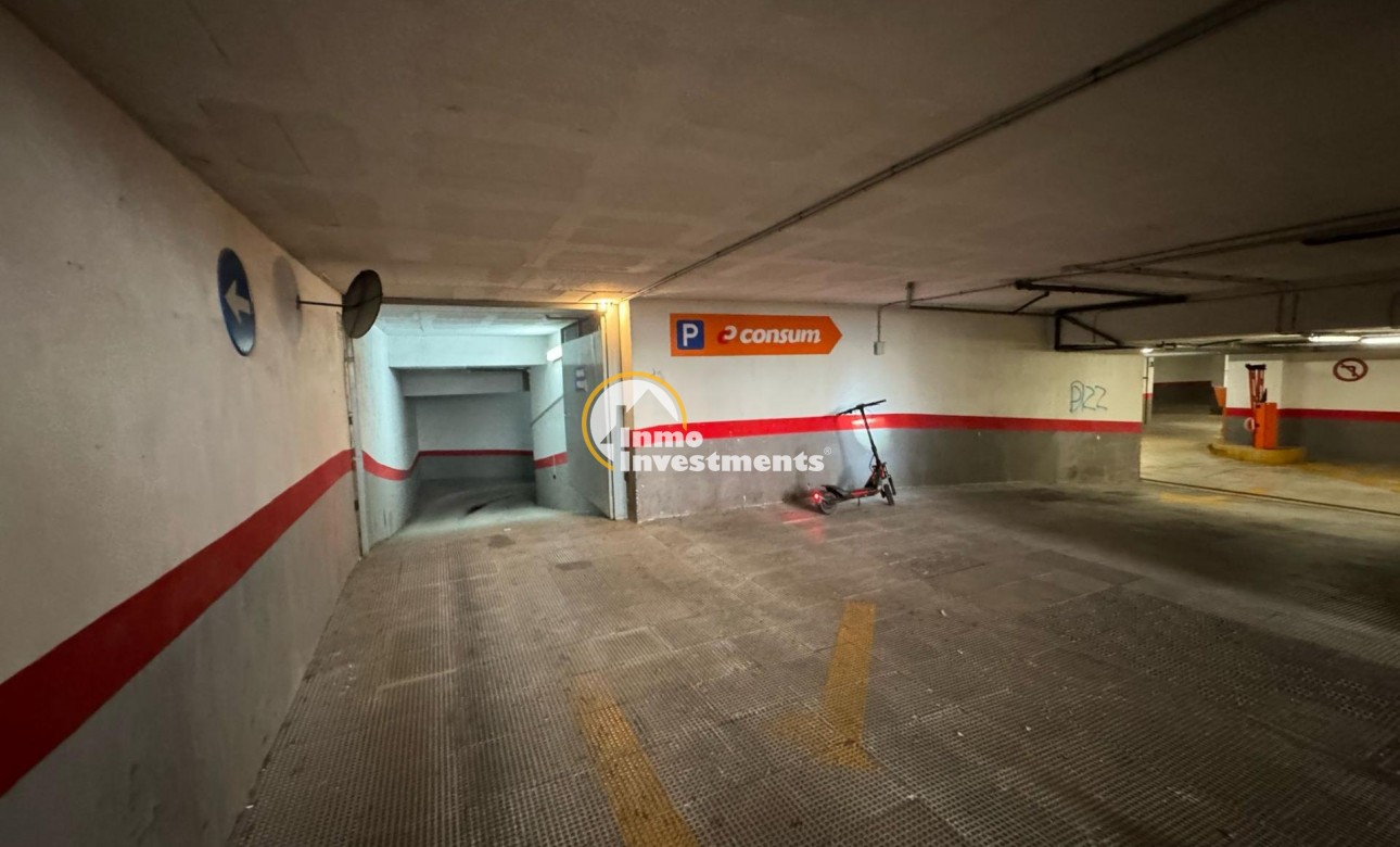 Resale - Garage - Torrevieja - Centro