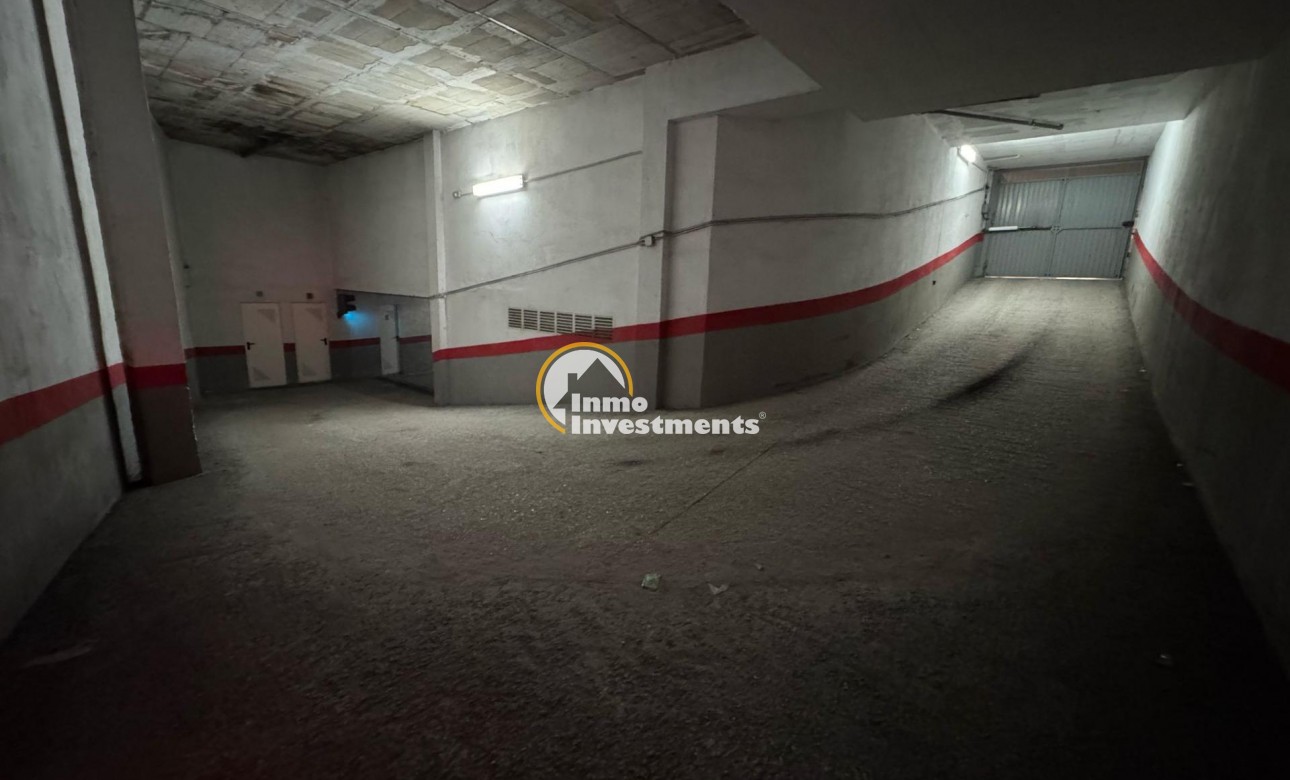 Resale - Garage - Torrevieja - Centro