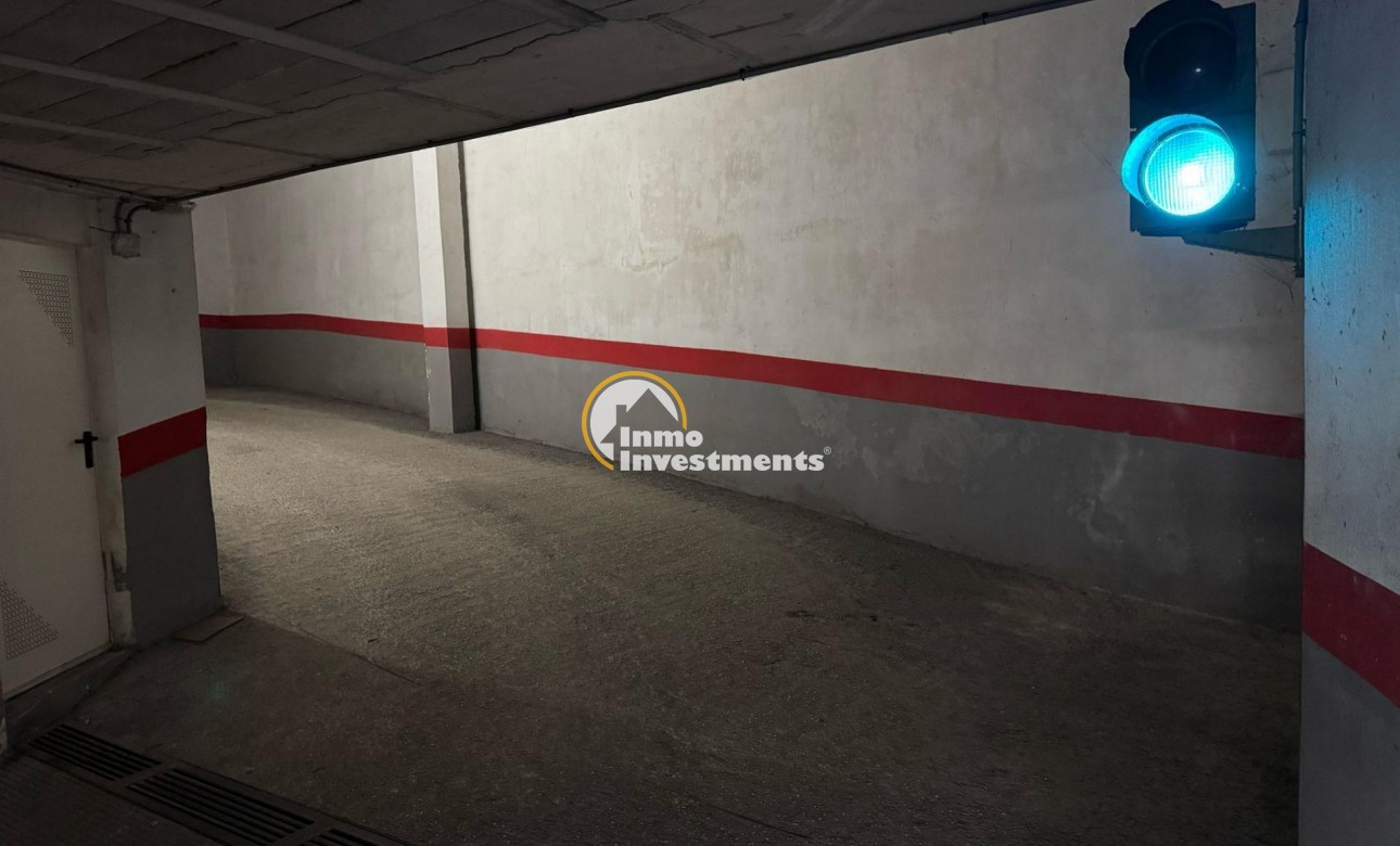 Resale - Garage - Torrevieja - Centro