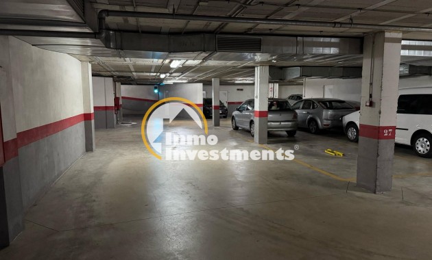 Resale - Garage - Torrevieja - Centro