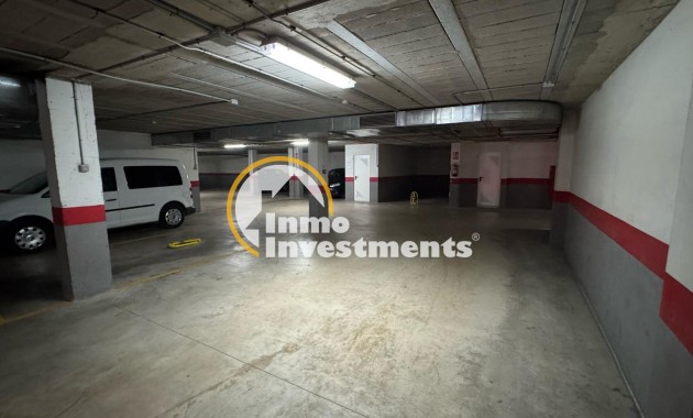 Resale - Garage - Torrevieja - Centro