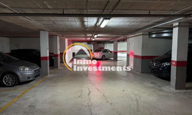 Resale - Garage - Torrevieja - Centro