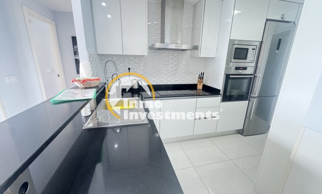 Gebrauchtimmobilien - Apartment - Punta Prima - Strandseite