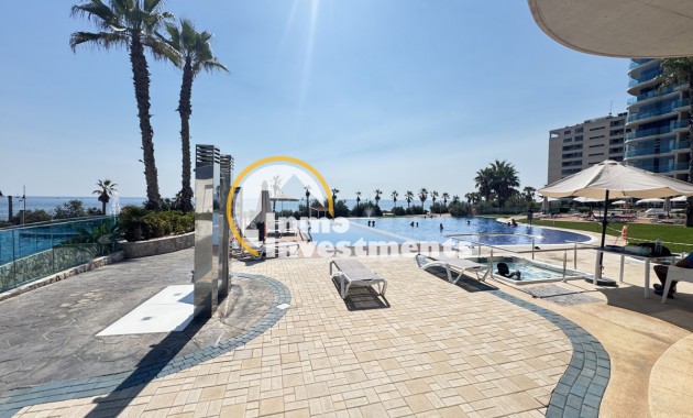 Gebrauchtimmobilien - Apartment - Punta Prima - Strandseite