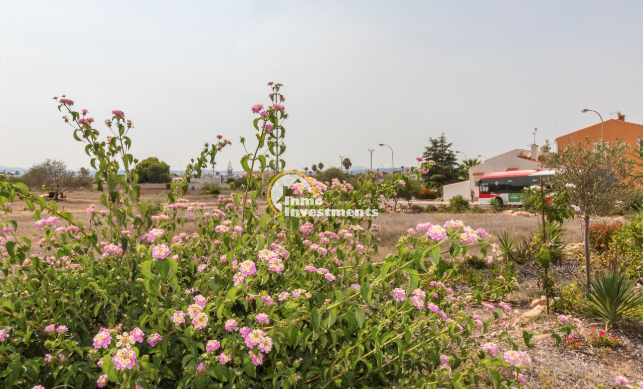 Resale - Apartment - Torrevieja - La Siesta