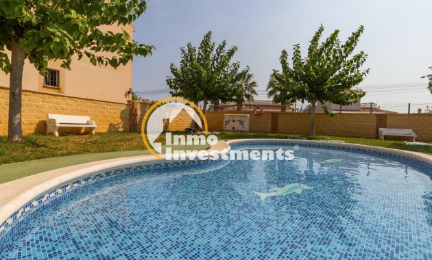 Resale - Apartment - Torrevieja - La Siesta