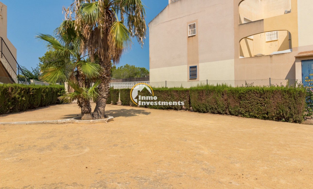 Resale - Apartment - Torrevieja - La Siesta