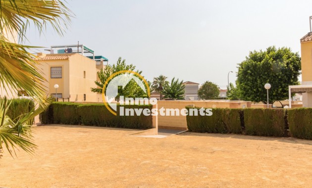 Resale - Apartment - Torrevieja - La Siesta