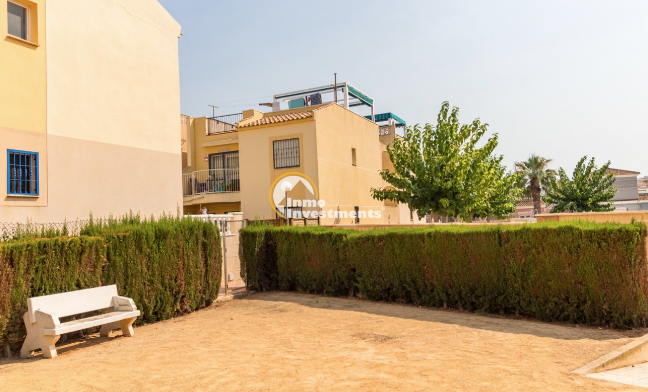 Resale - Apartment - Torrevieja - La Siesta