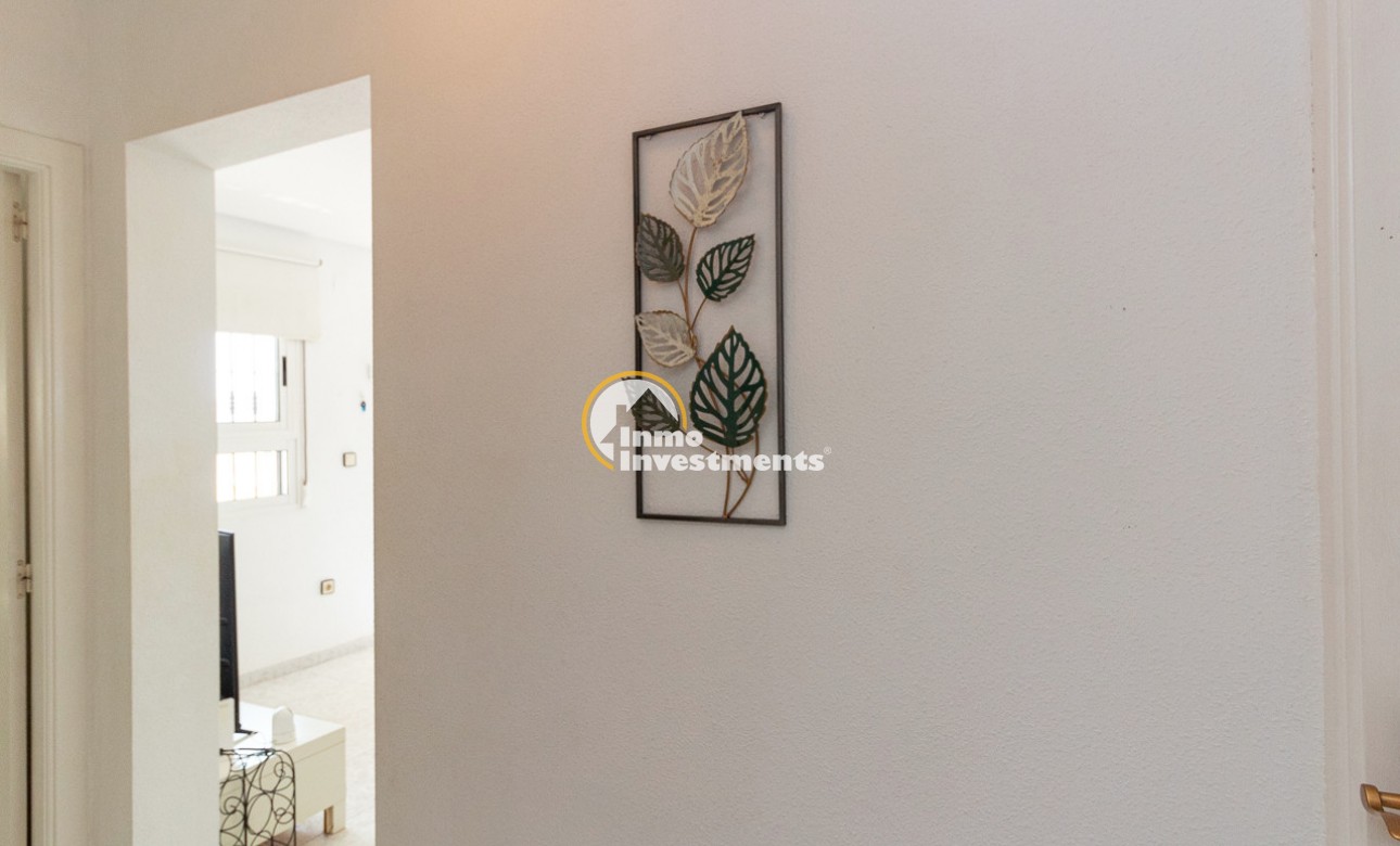 Resale - Apartment - Torrevieja - La Siesta