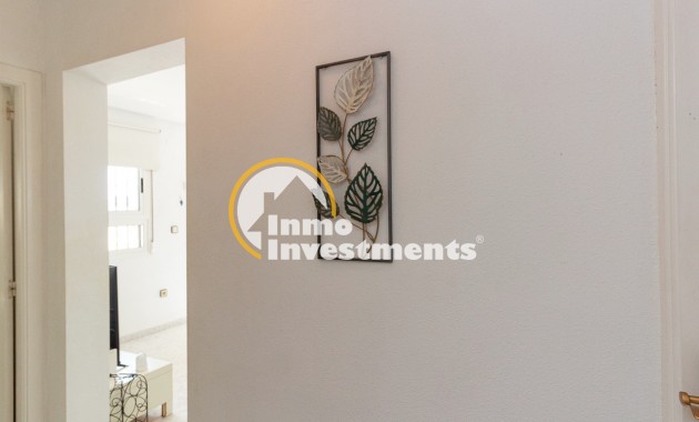 Resale - Apartment - Torrevieja - La Siesta