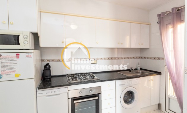 Resale - Apartment - Torrevieja - La Siesta