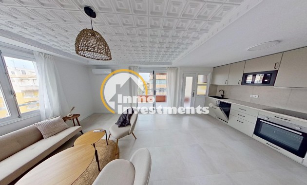 Till salu - Lägenhet - Torrevieja - Acequion