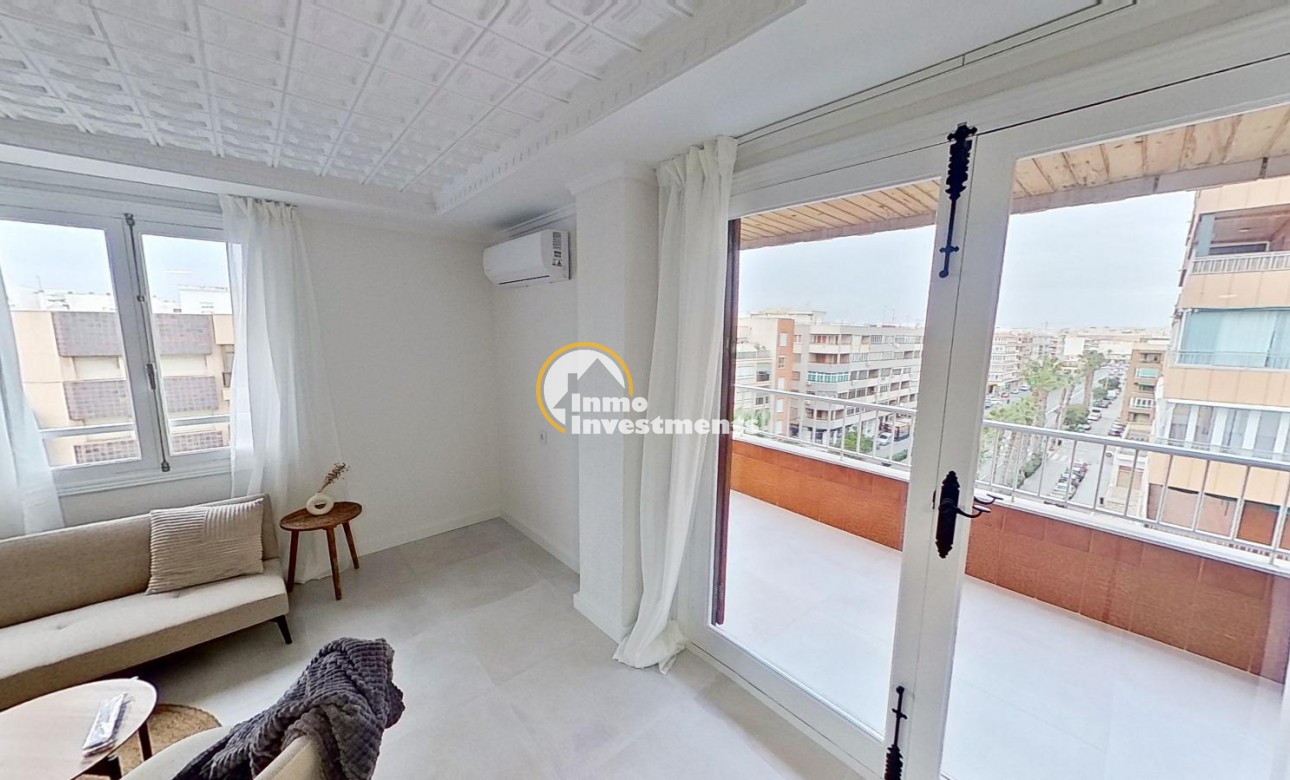 Till salu - Lägenhet - Torrevieja - Acequion