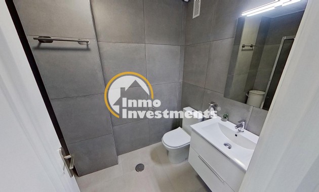 Till salu - Lägenhet - Torrevieja - Acequion