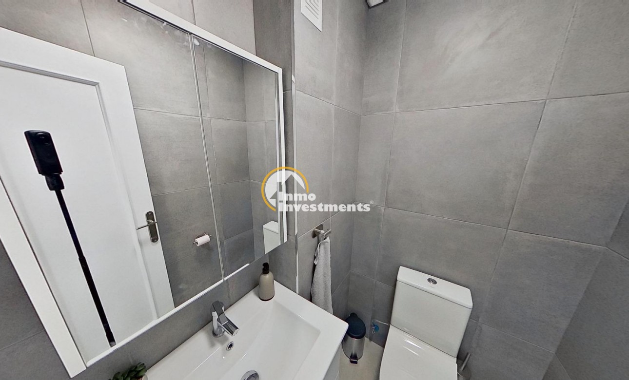 Till salu - Lägenhet - Torrevieja - Acequion