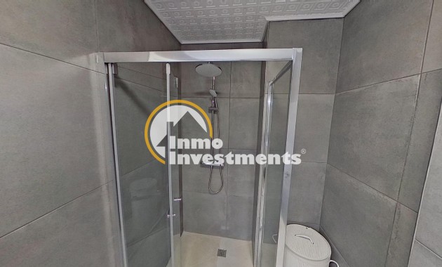 Till salu - Lägenhet - Torrevieja - Acequion