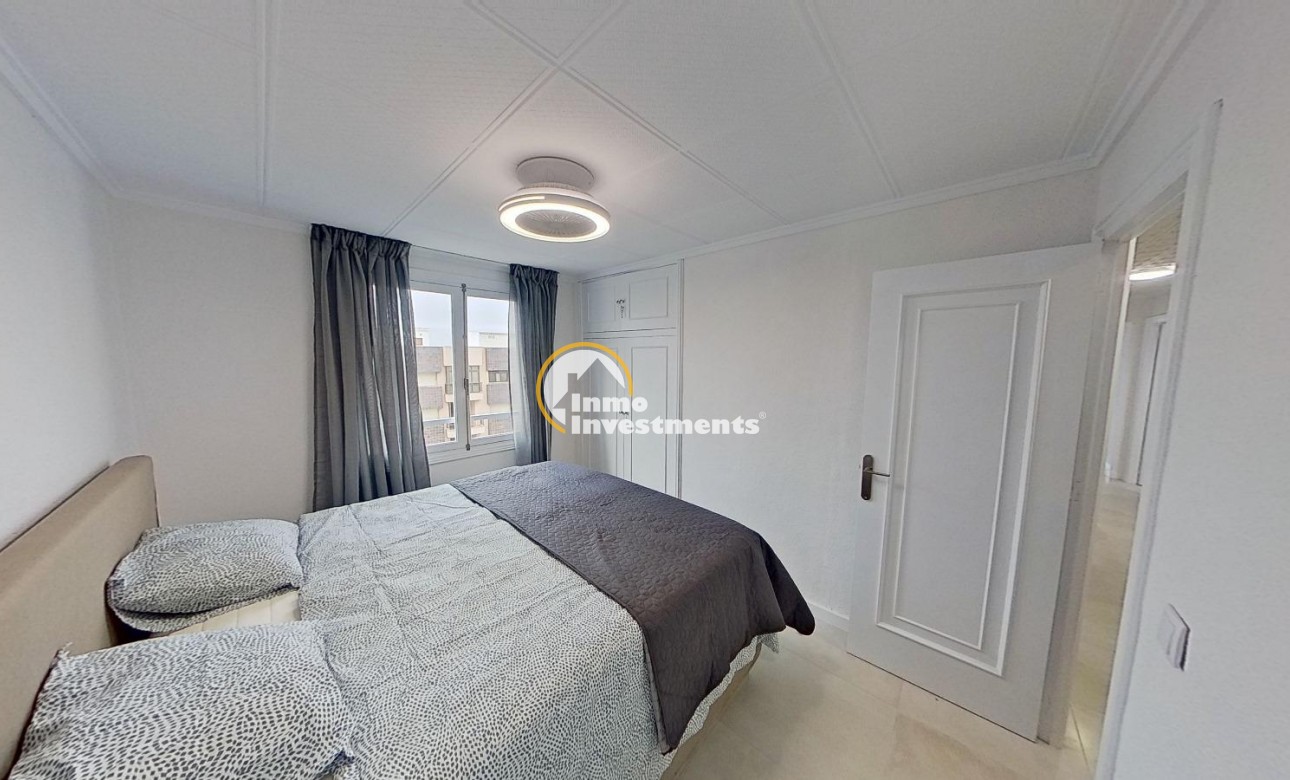 Till salu - Lägenhet - Torrevieja - Acequion