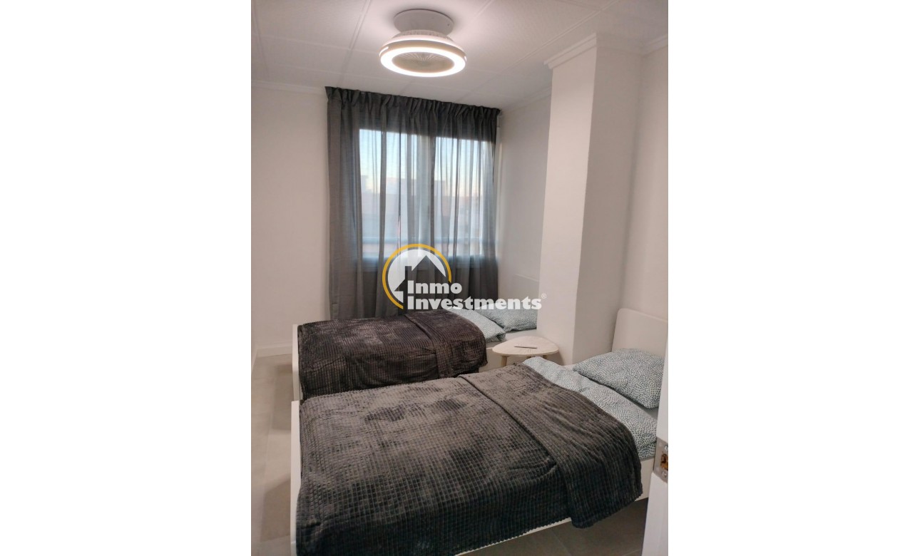 Till salu - Lägenhet - Torrevieja - Acequion