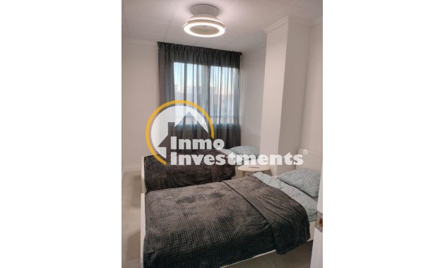 Till salu - Lägenhet - Torrevieja - Acequion