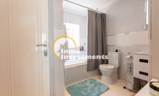 Resale - Villa - Las Ramblas - Las Ramblas Golf