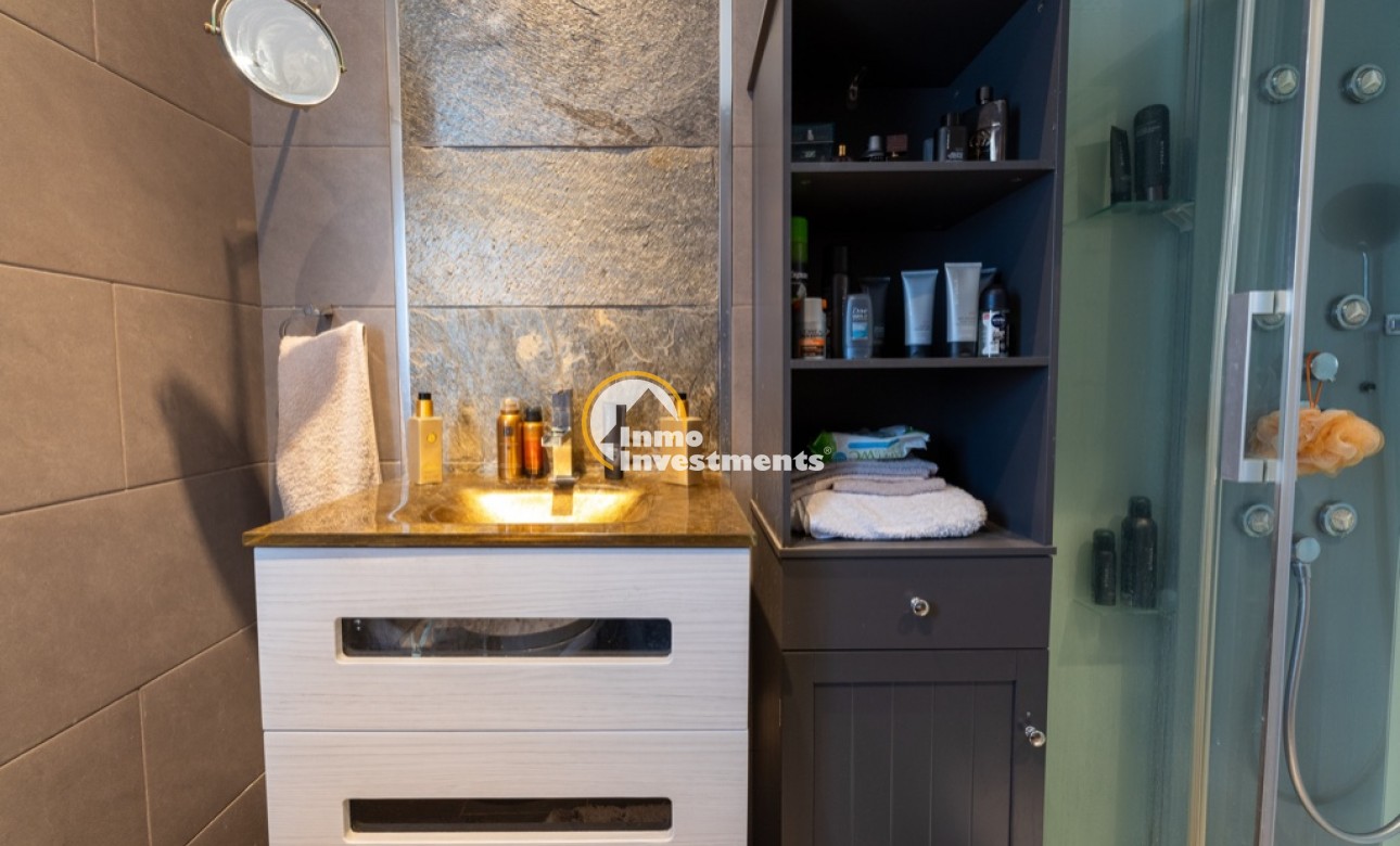 Resale - Villa - Las Ramblas - Las Ramblas Golf