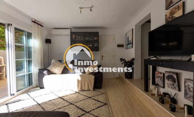 Resale - Villa - Las Ramblas - Las Ramblas Golf