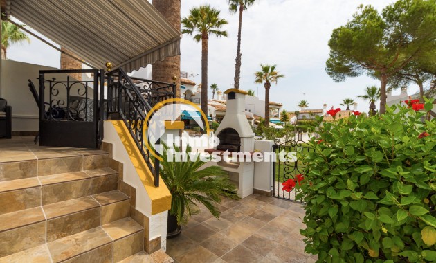 Resale - Semi detached villa - Villamartin - Valencias