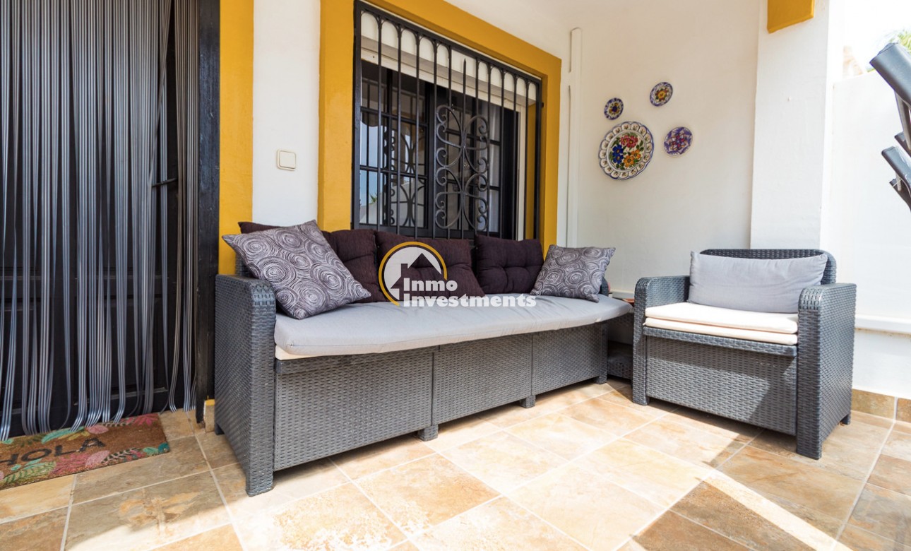 Resale - Semi detached villa - Villamartin - Valencias