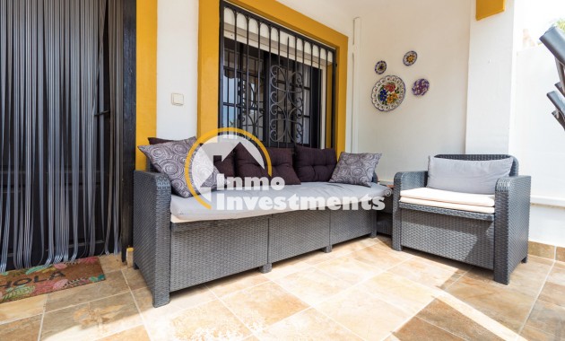 Resale - Semi detached villa - Villamartin - Valencias