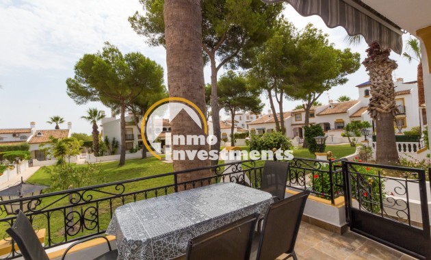 Resale - Semi detached villa - Villamartin - Valencias