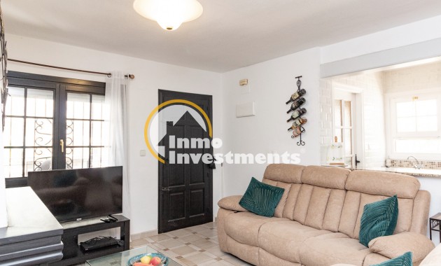 Resale - Semi detached villa - Villamartin - Valencias