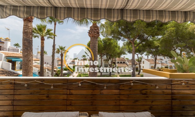 Resale - Semi detached villa - Villamartin - Valencias