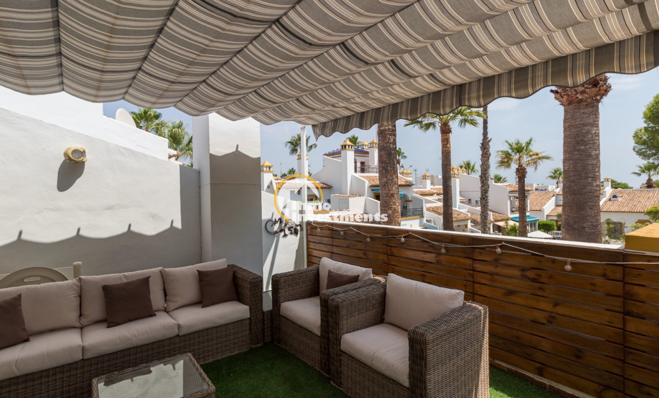 Resale - Semi detached villa - Villamartin - Valencias