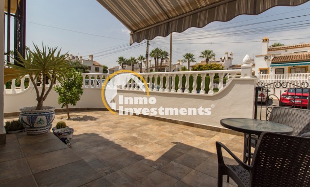 Resale - Semi detached villa - Villamartin - Valencias