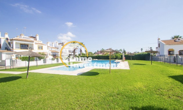 Resale - Semi detached villa - Villamartin - Valencias