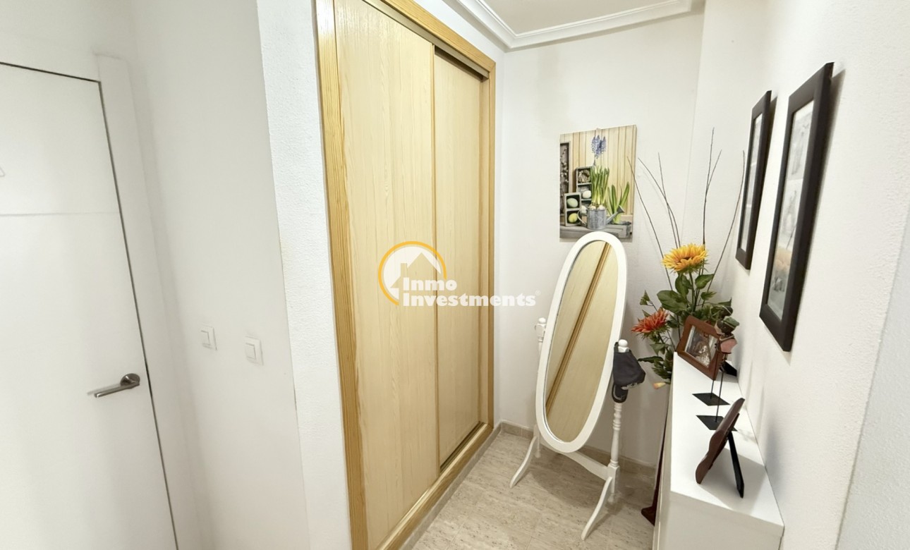Resale - Apartment - Playa Flamenca - Zenia Mar