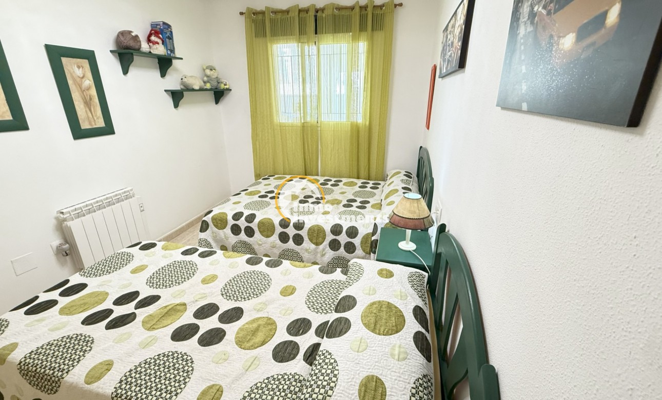 Resale - Apartment - Playa Flamenca - Zenia Mar