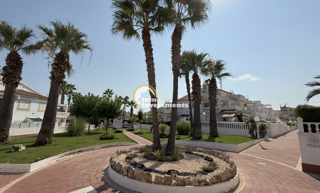 Resale - Apartment - Playa Flamenca - Zenia Mar