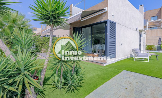 Resale - Villa - La Zenia