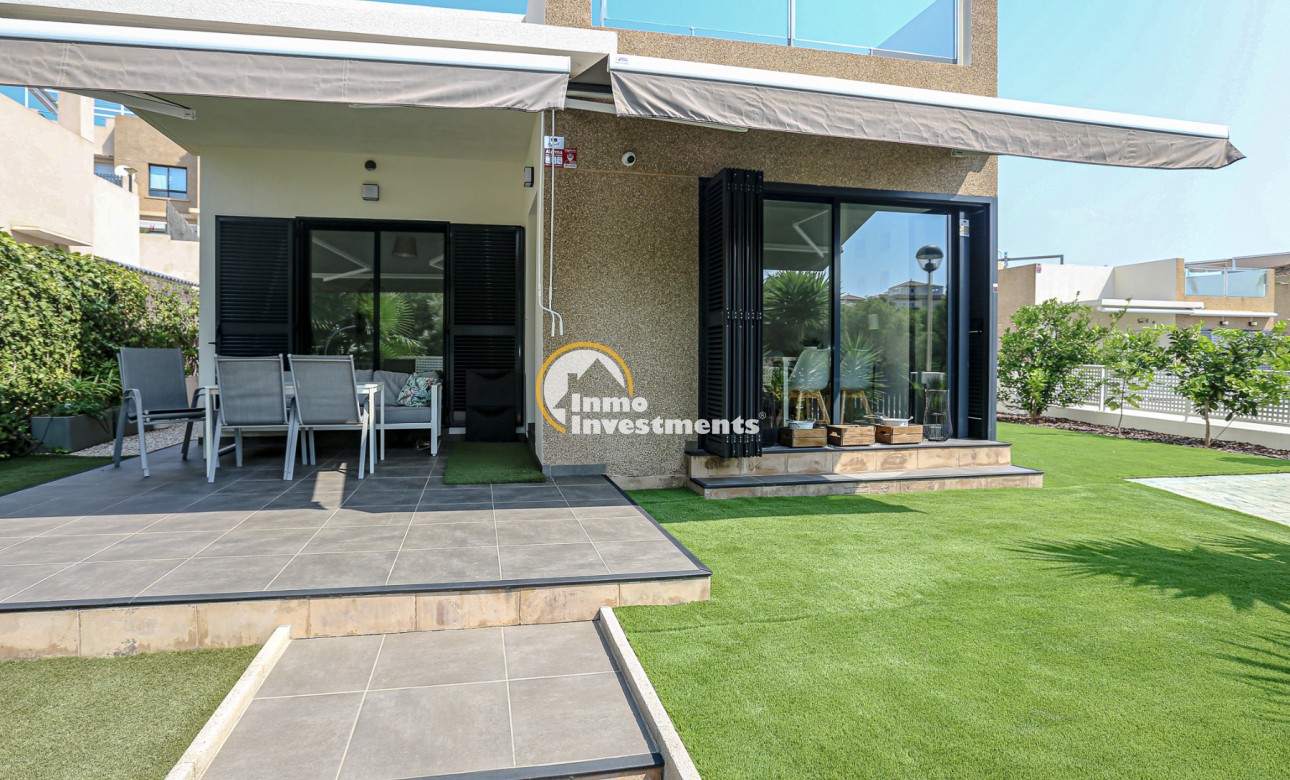 Resale - Villa - La Zenia