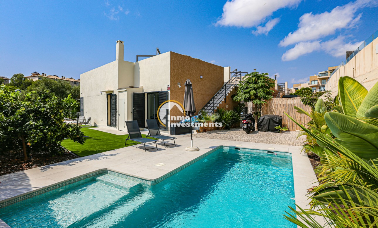 Resale - Villa - La Zenia