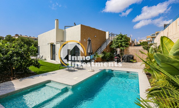 Resale - Villa - La Zenia