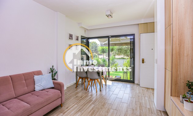 Resale - Villa - La Zenia