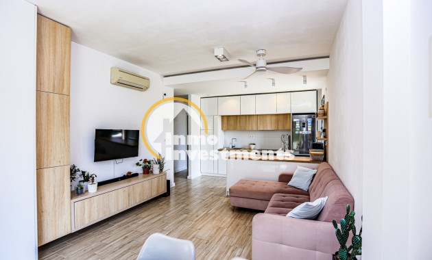 Resale - Villa - La Zenia