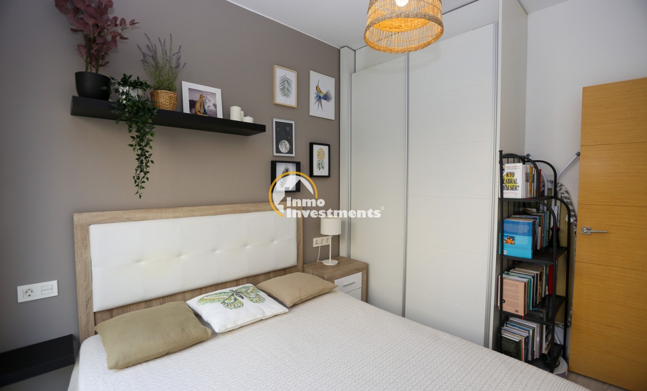 Resale - Villa - La Zenia