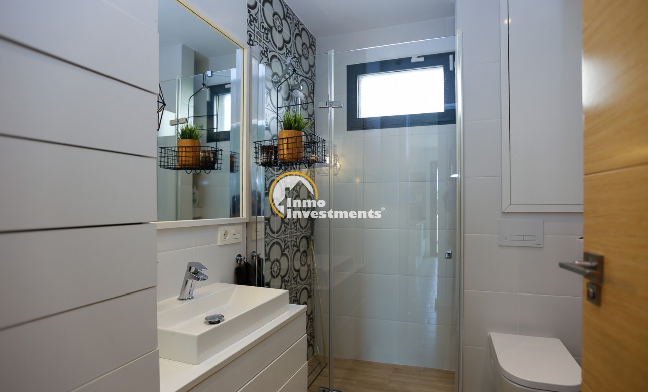 Resale - Villa - La Zenia