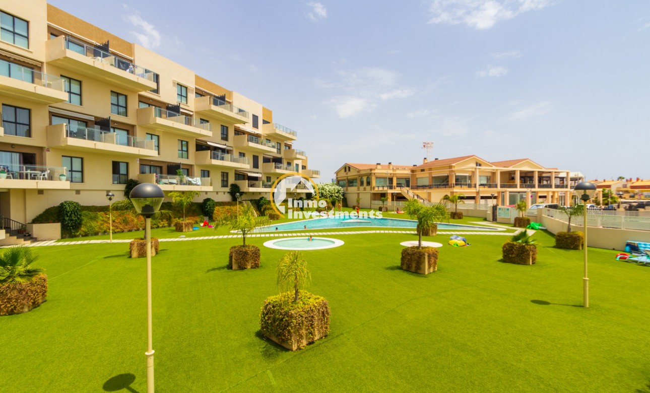 Resale - Villa - La Zenia