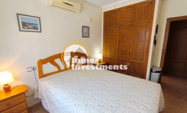 Resale - Villa - Algorfa - Montebello